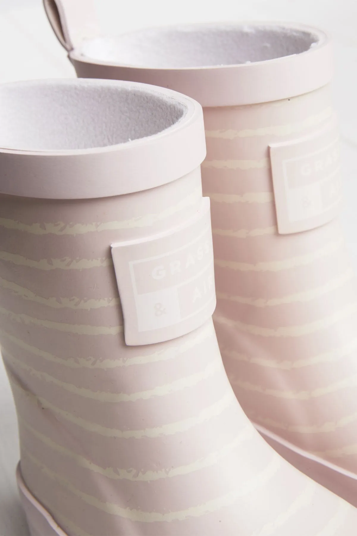 GRASS & AIR - Breton Stripe Wellies - Grey